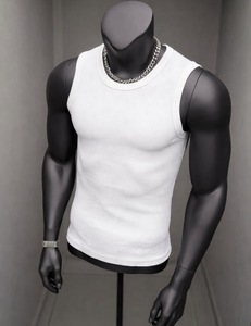 Camiseta sin mangas de algodón negra personalizada para hombre, camiseta de tirantes con estampado gráfico estilo urbano para hombre, fabricante OEM, chaleco de gimnasio de verano OEM - Product Image 2