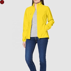 Chaqueta Softshell para Mujer con Capucha, Cierre de Cremallera, Resistente al Viento, Transpirable, para Invierno, Servicio OEM, Chaqueta de Senderismo para Mujer - Product Image 4