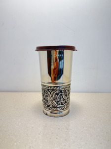 Gobelet de luxe en argent plaqué antique avec couvercle, 450 ml, motif floral en relief, verre à eau en métal, ensemble de vaisselle de luxe - Product Image 4