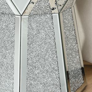 Tavolino da Caffè Moderno di Lusso a Forma di Tamburo con Intarsi in Cristallo a Specchio, Consolle Poligonale Argento, Design del XX Secolo - Product Image 5