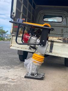 Apisonadora de gasolina de 6.5HP, compactadora de hormigón de 70kg para pavimento de carreteras, apisonadora de tierra de alta potencia de 4800W para construcción HGP 70Nm - Product Image 2