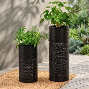 Ensemble de 2 jardinières décoratives en métal noir avec motif ajouré complexe, pots à fleurs cylindriques hauts pour salon moderne - Product Image 4