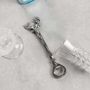 Abridor de Botellas Decorativo con Cabeza de Ciervo Plateada, Herramienta de Bar de Metal con Mango Esculpido de Ciervo, Abridor de Bebidas Premium para Cocina y Comedor - Product Image 3