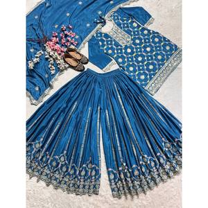 Ensemble haut et plazzo pour femmes avec Dupatta fantaisie pour les fêtes - Product Image 1