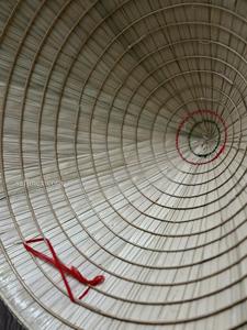 Chapeau traditionnel en feuille de palmier blanc conique du Vietnam avec le prix bon marché de l'usine chapeau en bambou de haute qualité imperméable de l'usine - Product Image 6