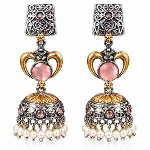 Boucles d'oreilles chandelier bicolores en argent oxydé plaqué or antique, vente en gros |   Fleur vintage en pierre imitation perle Monalisa - Product Image 1