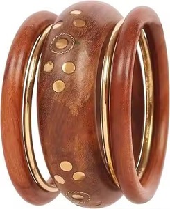 Bracelet jonc en bois fait main de luxe, bijoux en bois naturel, accessoire de mode écologique, cadeau élégant pour femmes et jeunes filles au quotidien - Product Image 1