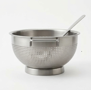 Colador de Acero Inoxidable con Asas y Cucharón, Tazón Colador de Metal Perforado para Cocina - Product Image 2