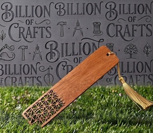 Marque-pages en bois faits main avec logo personnalisé, pompon et incrustation élégante en résine, idéaux pour les cadeaux (vente en gros) - Product Image 3