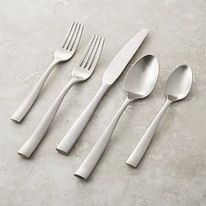 Ensemble de couverts en métal de haute qualité, ustensiles modernes en acier inoxydable, finition durable, expérience culinaire parfaite pour les hôtels - Product Image 3