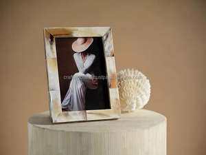 Cadre photo moderne écologique en MDF avec incrustation d'agate élégante, fait à la main, logo personnalisable, taille personnalisée, de haute qualité, pour table - Product Image 3