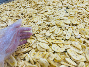 Chips de plátano dulce de alta calidad de Vietnam, listos para exportar, bocadillo de fruta crujiente, fabricante profesional de plátanos secos - Product Image 4