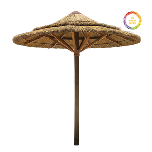 Parasol en feuilles de palmier pour usage commercial extérieur, conçu pour les environnements à thème tropical tels que les complexes hôteliers et les cafés - Product Image 2