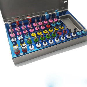 ระบบฝังรากฟันเทียม สีเงิน แบบสกรู สำหรับทดแทนฟัน - Product Image 3