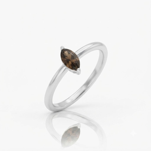 แหวนหมั้นวินเทจสุดหรูจาก Rhaya Jewels ชุบโรเดียม เงินแท้ 925 ประดับควอตซ์สโมคกี้ทรงมาร์คีส์ ตัวเรือนแบบกรงเล็บ ดีไซน์คลาสสิก - Product Image 2
