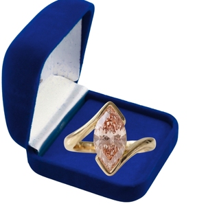 Bijou de luxe en or jaune 9 carats certifié IGI, diamant blanc marquise de 2 carats cultivé en laboratoire, qualité VS1, pour femme, idéal pour fiançailles ou comme cadeau. - Product Image 1