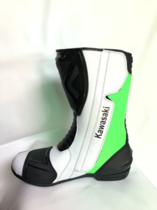 Botas de motociclista Monster personalizadas, a prueba de viento y agua, de cuero, disponibles en todas las tallas. - Product Image 5