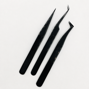 Juego de Pinzas de Acero Inoxidable Negro de Lujo para Extensión de Pestañas Clásicas, Volumen e Isolación - Product Image 3