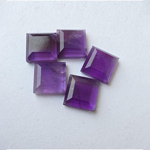 Ametyste naturelle facettée, taille calibrée, pierre précieuse |   Pierre brute de forme carrée pour la fabrication de bijoux, toutes tailles disponibles - Product Image 1