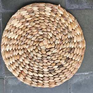 Dai Ngan Dzung - Tapetes Redondos Hechos a Mano de Jacinto de Agua Tradicional Vietnamita, 38 cm de Diámetro, 8 mm/Personalizado de Grosor, para Mesa de Comedor - Product Image 1