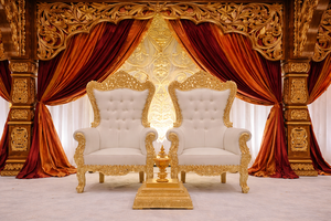 Mandap Tradicional para Bodas Tamilas, Impresionante Mandapam del Sur de la India, Estilo Grand Gopuram, para Bodas en Sídney - Product Image 4