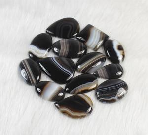 Vente en gros de cabochons de pierres précieuses en agate à bandes noires naturelles Fourniture en vrac pour la fabrication de bijoux Lot d'agate à bandes noires - Product Image 5