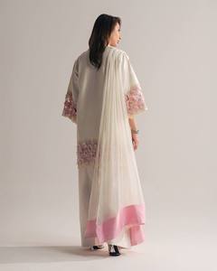 Ramdev Trading lanza nuevos diseños de Lehenga Choli Farshi Salwar para fiestas, en seda crepé natural pesada y elástica, con adornos completos de Moti hechos a mano. - Product Image 3