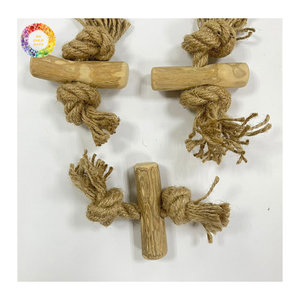 Bâton à mâcher pour chien en bois de café avec logo personnalisé, service OEM, fournisseur de produits durables pour animaux de compagnie - Product Image 1