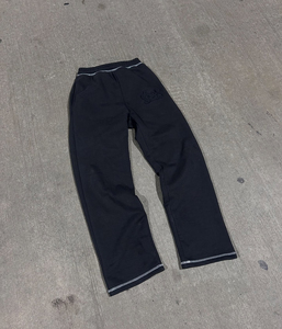 ชุดวอร์มพิมพ์ลายฤดูหนาวแบบใหม่ คุณภาพสูง ชุดเซ็ตสองชิ้นสำหรับผู้ชาย ชุดออกกำลังกายแบบมีเชือกผูกเอว - Product Image 6