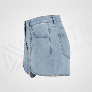 Shorts de mezclilla de cintura alta para mujer, venta al por mayor, estilo casual de verano, jeans boyfriend con diseño rasgado y desgastado - Product Image 3