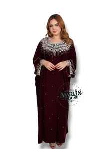 Ensemble de luxe 2 pièces AWAIS HOUSE : Kaftan Abaya Caftan pour femme, modeste, simple, en velours uni, perlé, longueur ras du sol, coupe trapèze - Product Image 6