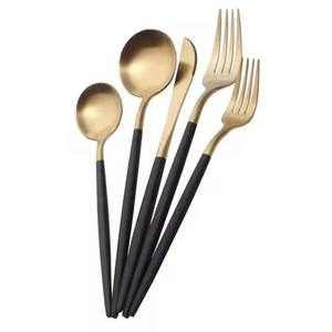 Ensemble de couverts classiques en laiton doré avec manche noir, vaisselle de luxe pour hôtel, décoration de table haut de gamme - Product Image 1