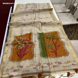 Hermoso Saree de Algodón Muga Suave con Tejido de Rayas Florales y Pallu Floral de Resham Colorido con Borlas - Proveedor Indio - Product Image 1