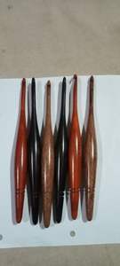 Ganchos de Crochet Ergonómicos de Resina con Mango Suave, Tamaños y Colores Personalizables - Product Image 6