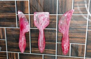 Elegante Juego de Cuchillos para Queso FAIZA de Resina con Textura de Mármol, Ecológico, Apto para Lavavajillas y Microondas, Personalizable con Color y Logotipo - Product Image 3