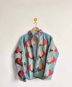 Chaqueta de terciopelo floral con cuello alto y manga larga para mujer, estilo otoñal, diseño Prairie Chic, venta al por mayor B2B, chaqueta Suzani - Product Image 4