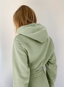 เสื้อฮู้ดครอปผู้หญิง ผ้าคอตตอน/โพลีเอสเตอร์ 360 GSM แบบใหม่ ไม่มีกระเป๋า  ชายเสื้อแบบริบ  ทรงปกติ  ปักลายตามสั่ง - Product Image 3