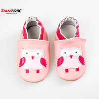 Chaussures en cuir pour bébé en gros, semelle souple, premières chaussures de marche pour nourrissons, confortables, antidérapantes, pour tout-petits, conception personnalisée disponible