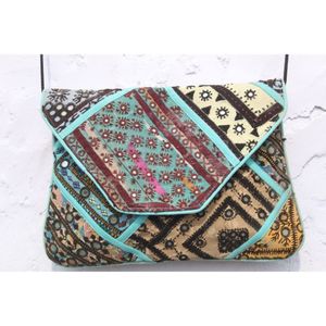 Pochette élégante et tendance au design tribal, broderie manuelle Banjara, patchwork ouvert, travail de miroir, pour la mode décontractée, prix de gros - Product Image 2