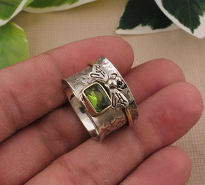 Classic Peridot <b>Bee</b> Ring Natural Green Gemstone Sterling Silver Wedding Party Jewelry for Women Wholesale - Product Image 2