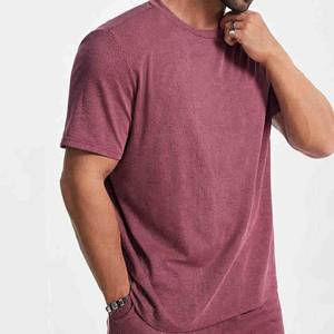 Ensemble Sportif Homme Personnalisé Vente en Gros Usine – Ensemble 2 Pièces Été : T-shirts Manches Courtes et Shorts – Style Décontracté et Tendance pour l'Été - Product Image 3