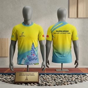 เสื้อยืดวิ่ง OEM สกรีนโลโก้ได้ แห้งเร็ว ผลิตจากโพลีเอสเตอร์ สำหรับการฝึกซ้อม - Product Image 5