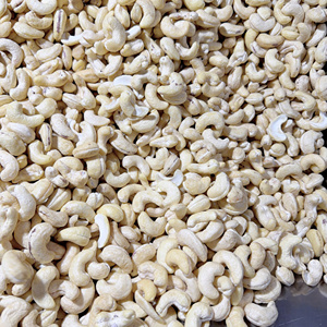 Hot Sale Vietnam Cashew <b>Nuts</b> Wholesale Ww180, Ww210, Ww320 Tanzania Cashew <b>Nuts</b> Reasonable Price - Product Image 1