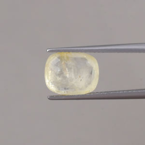 Zafiro Amarillo Natural Genuino Suelto |   Certificado IGI, Grado AAA, Hecho a Mano, Corte Cojín de 11x9mm, 4.63 Quilates, Juego de Color/Fuego - Product Image 3