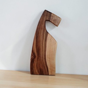 Planche à découper en bois d'acacia épais pour usage intensif en cuisine, planche à découper de qualité supérieure en acacia pour couper et hacher la viande, grande taille - Product Image 3