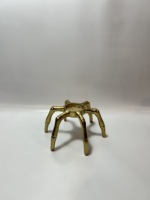 Statuette d'araignée en aluminium doré moderne faite à la main, porte-bougie chauffe-plat de table, décoration d'Halloween, sculpture de bureau