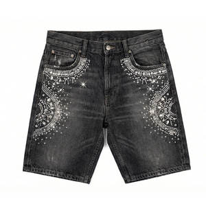 กางเกงยีนส์ขาสั้นประดับเพชรเทียม โรงงาน OEM รับออกแบบ ผลิตตามสั่ง ผลิตจำนวนมาก รองรับแบรนด์ส่วนตัว และบริการส่งออก - Product Image 1