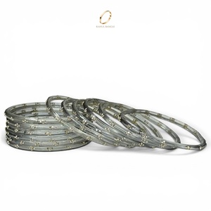 Brazaletes de boda chapados en oro con diseño de gota de lluvia, estilo Kashmiri gris transparente con apariencia de diamante, detalles de cristal, para mujer, de alta calidad. - Product Image 3