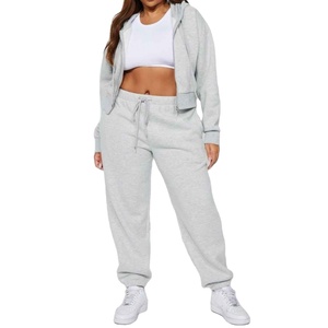 Ensemble de survêtement sportif pour femme, personnalisé, 2 en 1, en coton tricoté écologique, teint en pièce, comprenant un sweat à capuche et un pantalon de jogging, qualité supérieure - Product Image 1