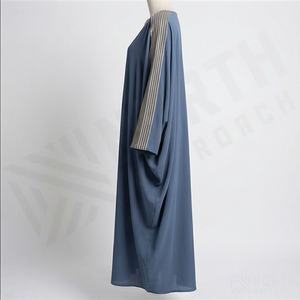 Abaya con Lentejuelas Talla XXL, Caftán, Ropa Islámica para Mujer, Túnica Hijab Hecha de Poliéster, Modesta, Elegante, Venta al Por Mayor - Product Image 3